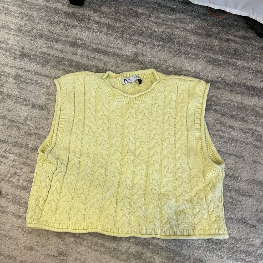 Zara cropped sleeveless sweater